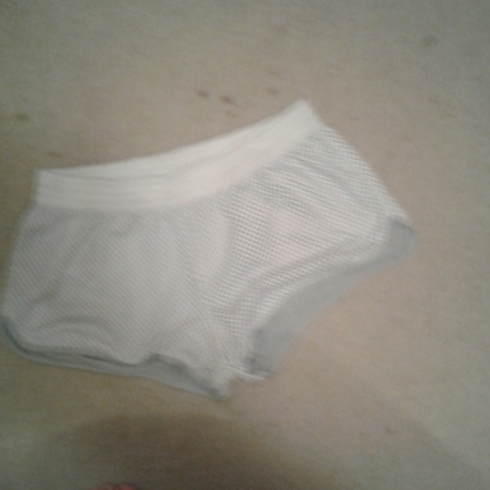 Shorts - Picture 2 of 4